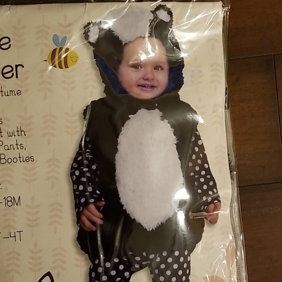 Halloween Toddler Skunk Costume - Picture 4 of 6